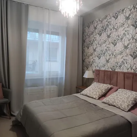 Guest Star Apartment
